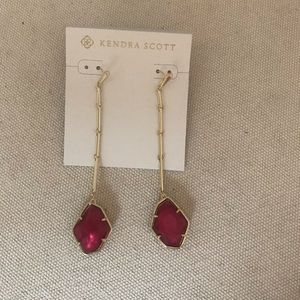 Kendra Scott Charmian Drop Earrings. NWT